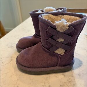 Koolaburra UGG Purple Suede Boots with Fleece